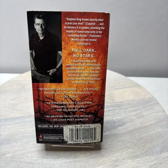 Full Dark, No Stars: Stories - Picture 2 of 4